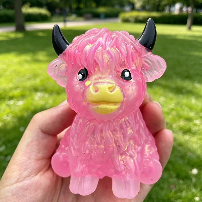 Glitter Highland Cow Squishy - Gooey Slow Rise Squeeze Toy