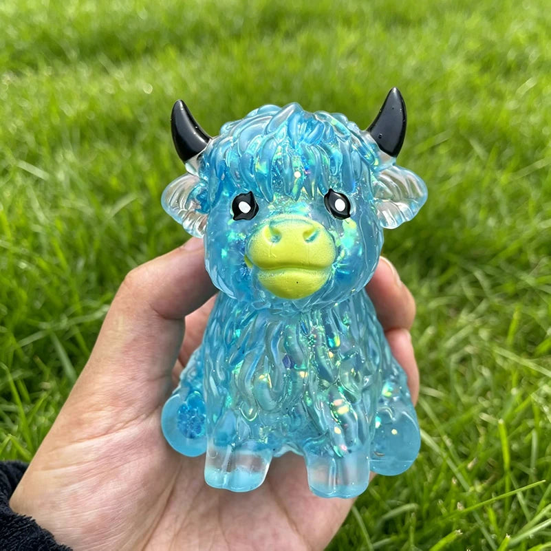 Glitter Highland Cow Squishy - Gooey Slow Rise Squeeze Toy